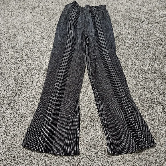 NEW Striped Culotte Pants - Picture 4 of 15